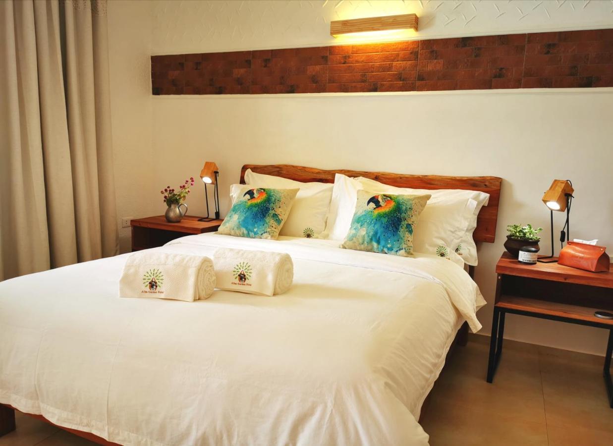 Alisa Garden Boutique Hotel パングラオ エクステリア 写真
